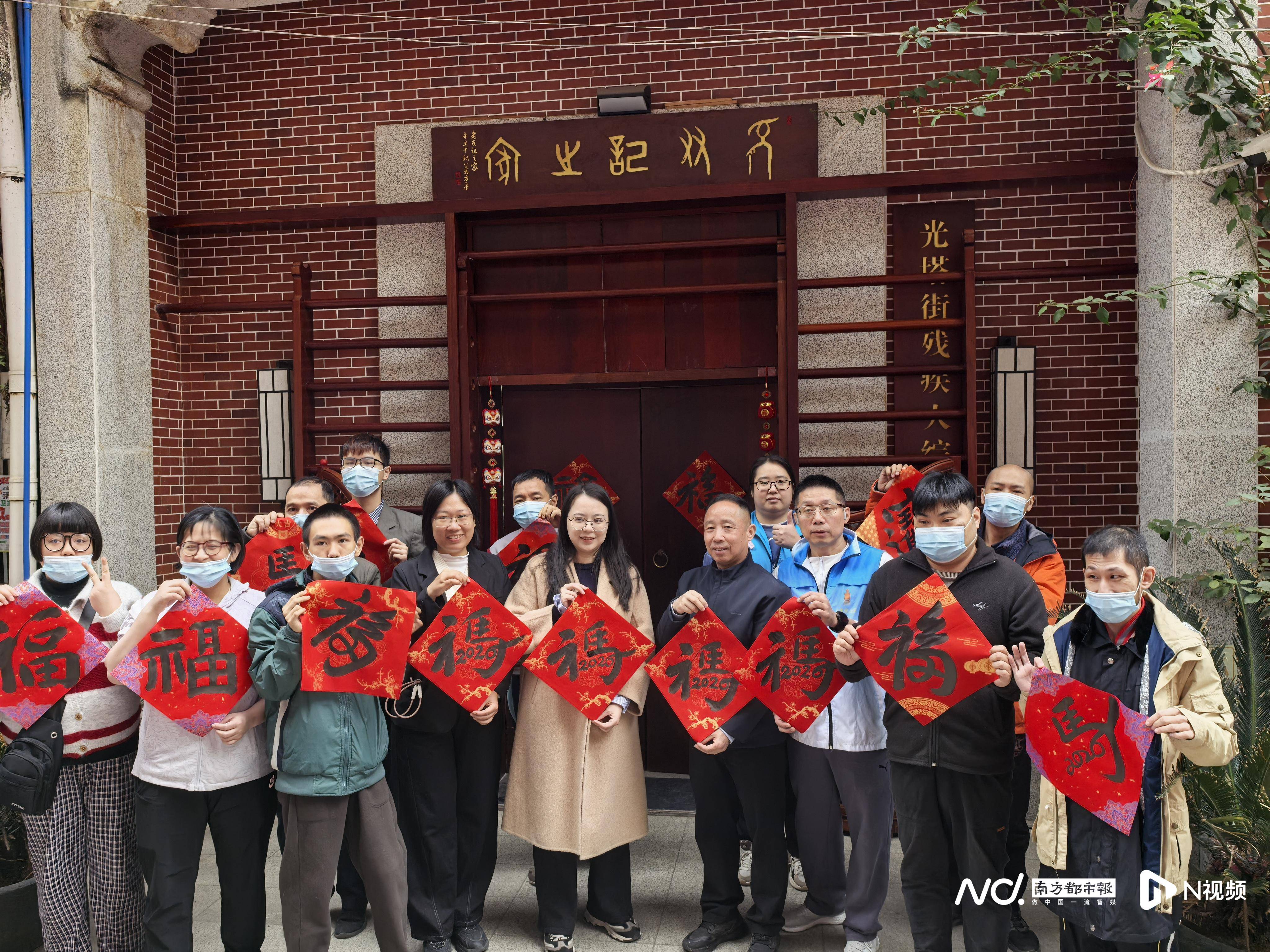 !广州一社区中心开油锅年味飘香整条街AG真人百家家乐APP穿蛋散、炸角仔(图3) !广州一社区中心开油锅年味飘香整条街AG真人百家家乐APP穿蛋散、炸角仔(图3)